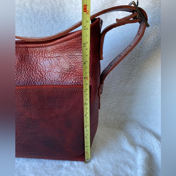 Go Forth Goods Redwood Bison Small Julianne - Picture 12 of 13